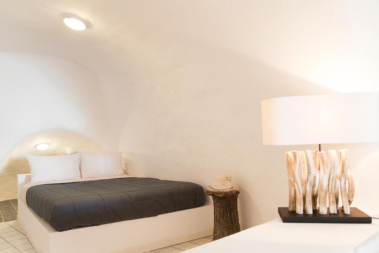 Whitedeck Santorini Hotel Imerovigli  Bilik gambar